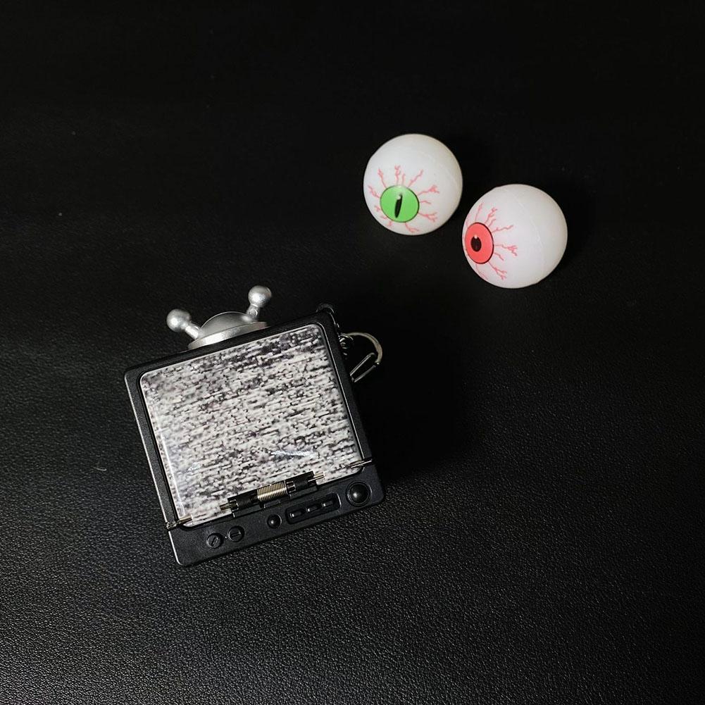 Страшная Садако из телевизора Брелок для розыгрышей на Хэллоуин