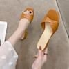 Модные женские летние однотонные шлепанцы Новая мода Сандалии с открытым носком Простые универсальные Большой размер Обувь на квадратном каблуке Zapatillas Mujer