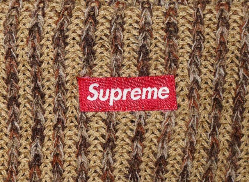 Supreme Радужная шапка крупной вязки Бежевая