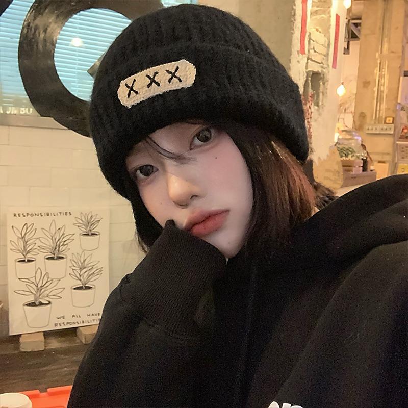 Black Knitted Hat Women's Autumn and Winter Mohair Big Head Circumference Wool Hat Shows the Face, Cute and Versatile