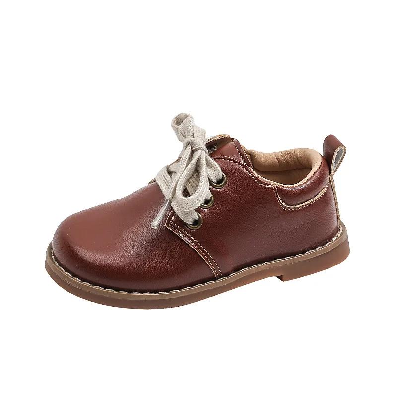 2024 Осенняя детская обувь, модная обувь для принцесс, дизайнерские платья для девочек, кожаные туфли, водонепроницаемая повседневная обувь на мягкой подошве