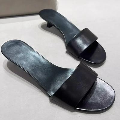 Мода 2024 Высококачественная обувь Женская с открытым носком Женские тапочки Летние современные тапочки Женские на низком тонком каблуке Уличная лаконичная обувь Женская