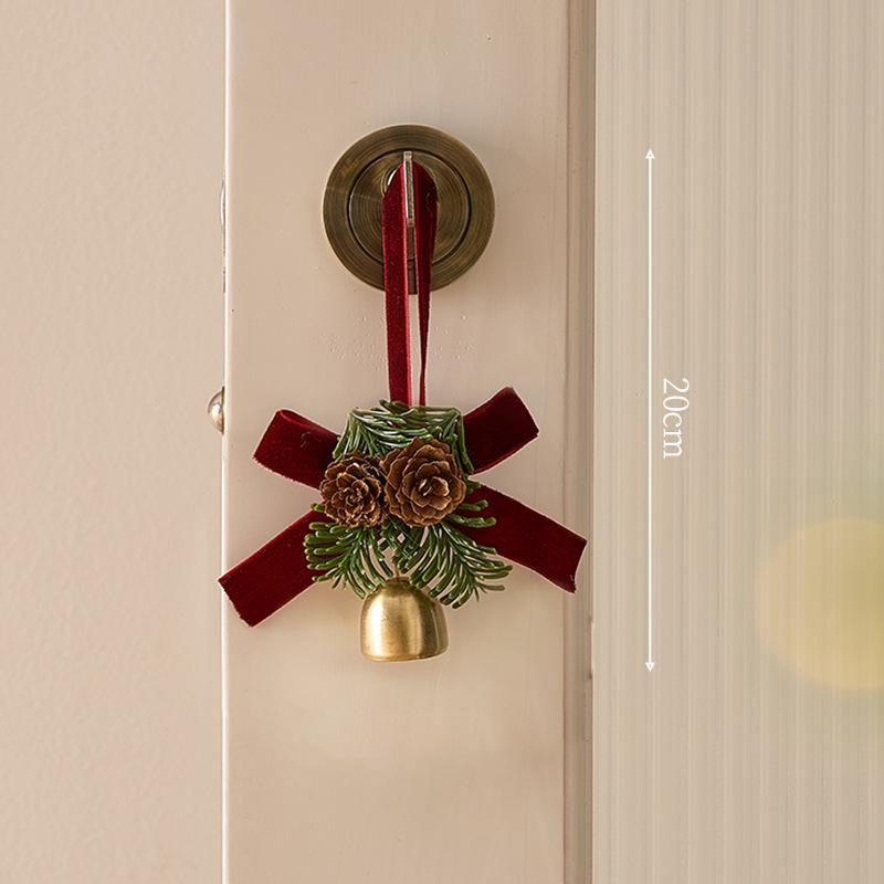 Праздничные украшения на Рождество и Новый год: Колокольчики, Венки, Украшения для елки и Подвески к Празднику Весны