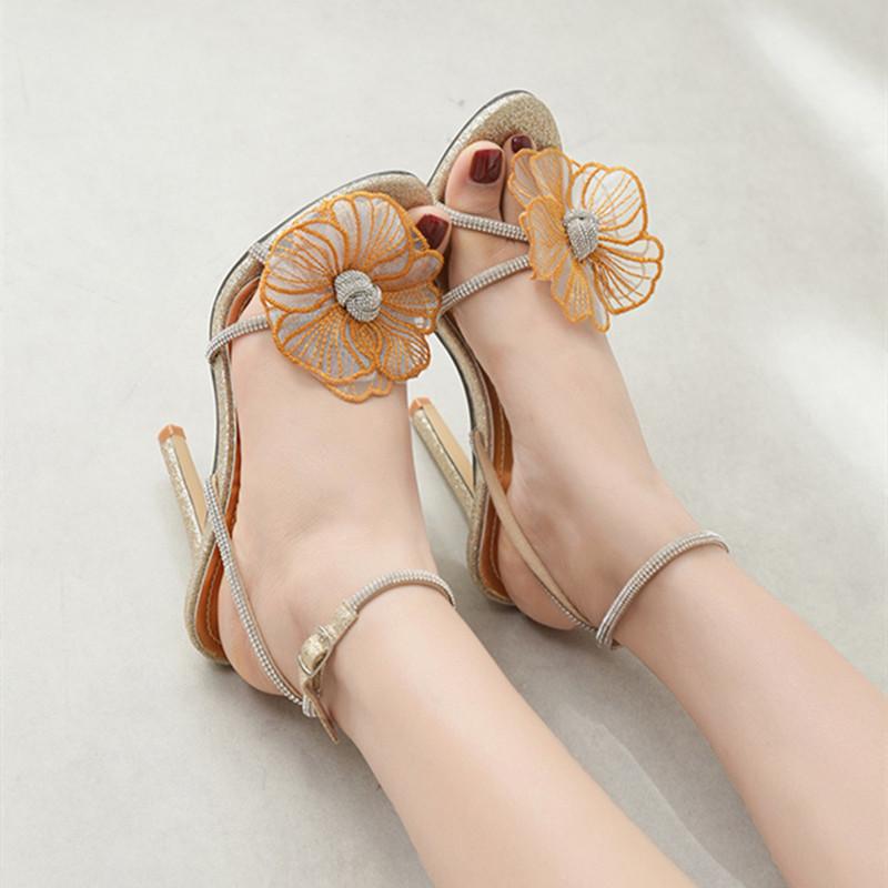 Модные модные босоножки на каблуке с вышивкой стразами и цветами, женские сексуальные тонкие каблуки, летние элегантные туфли с пряжкой и пяткой