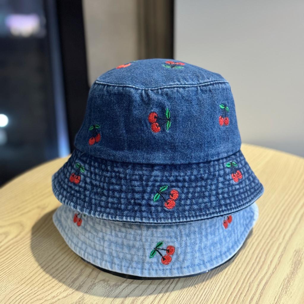 Spring and summer new style small cherry denim fisherman's hat, a fashionable and cute sunshade hat for women, suitable for outdoor leisure and sun