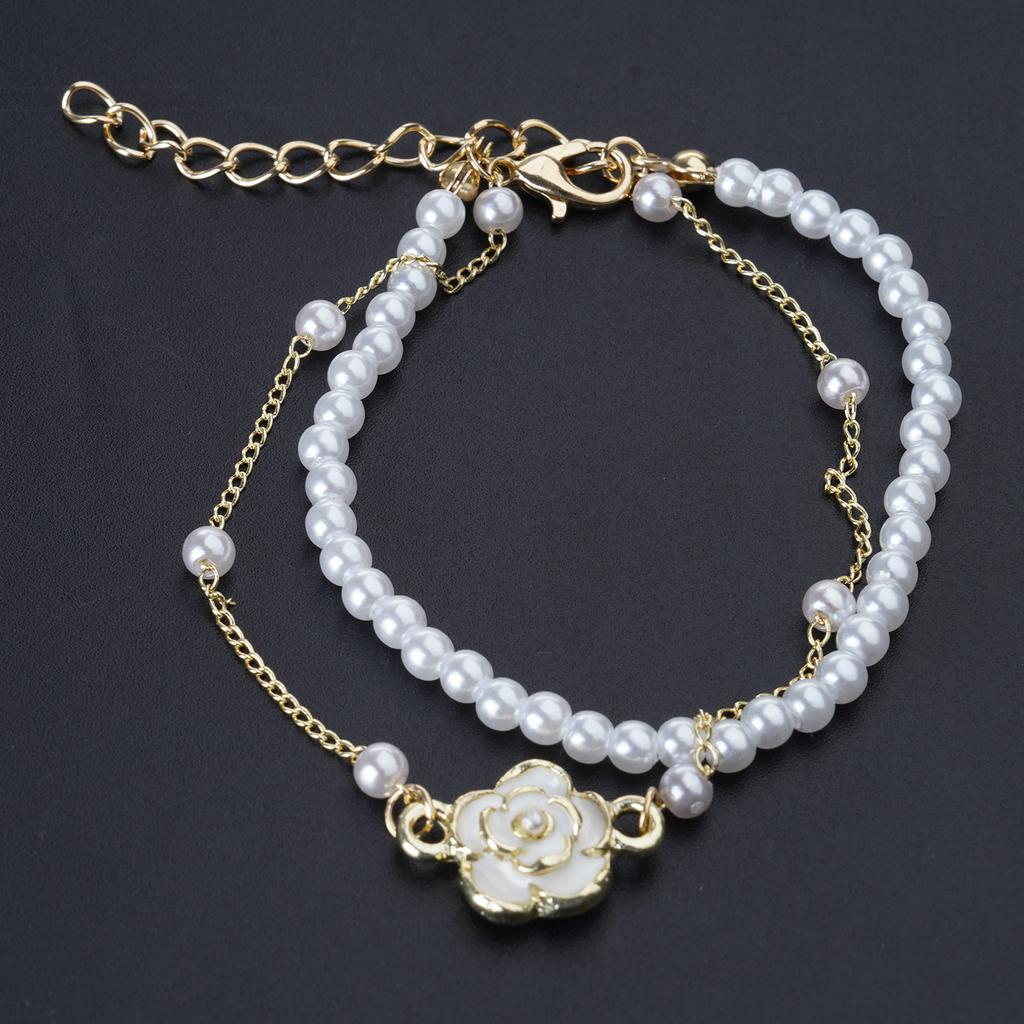 Элегантный двухслойный браслет с камелиями и имитацией жемчуга, женское модное украшение на запястье, идеально подходящее к любому наряду