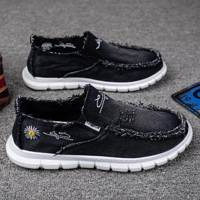 Повседневные низкие лоферы унисекс, деним с потертостями и вышивкой в виде ромашек, мягкая и прочная модная парусиновая обувь 2025 г.