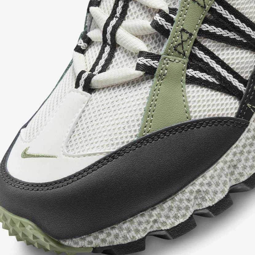 FJ7098-301 Nike Air Humara Масляно-зеленый и малахитовый