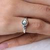 Лабрадорит Круглый драгоценный камень Дизайнерское кольцо ручной работы в стиле бохо, серебряные ювелирные украшения, серебро 925 пробы, кольцо с безелем