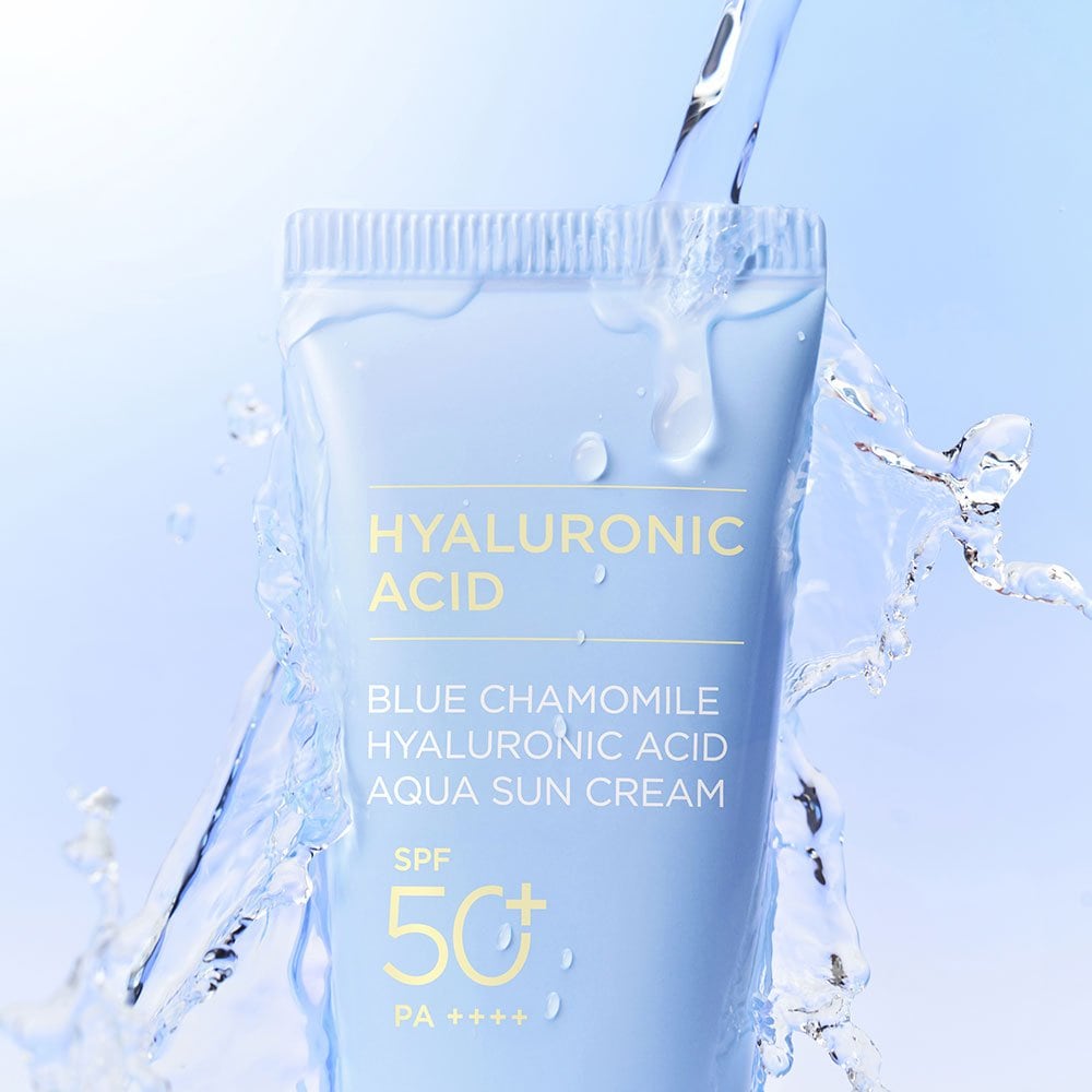 JUNG SAEM MOOL Увлажняющий солнцезащитный крем с гиалуроновой кислотой Blue Chamomile 50 мл