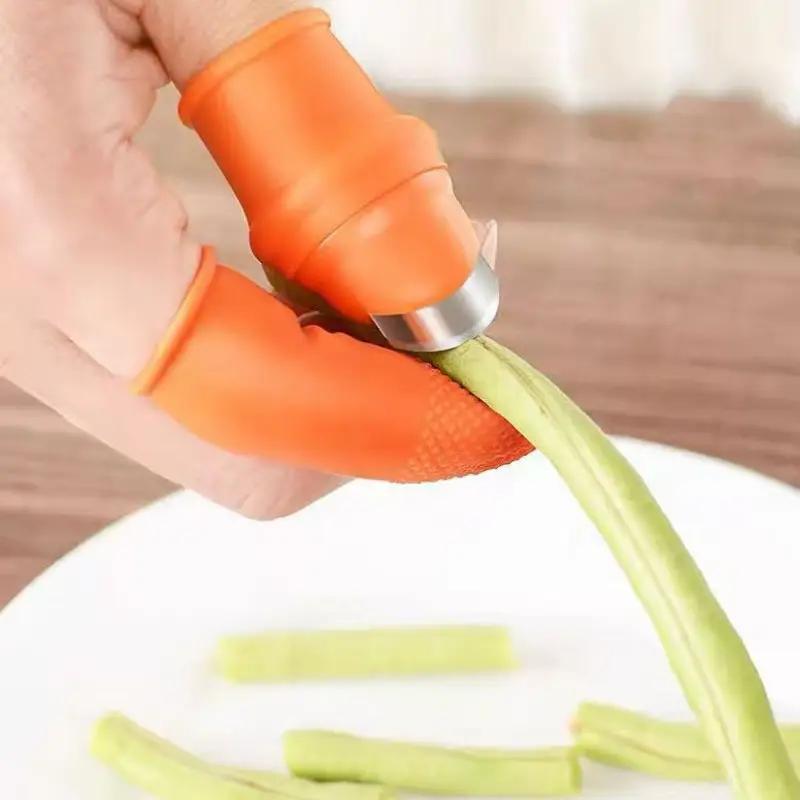 1PCS Kitchen Thumb Knife for Peeling Garlic and Picking Vegetables, Picking Peppercorns and Beans