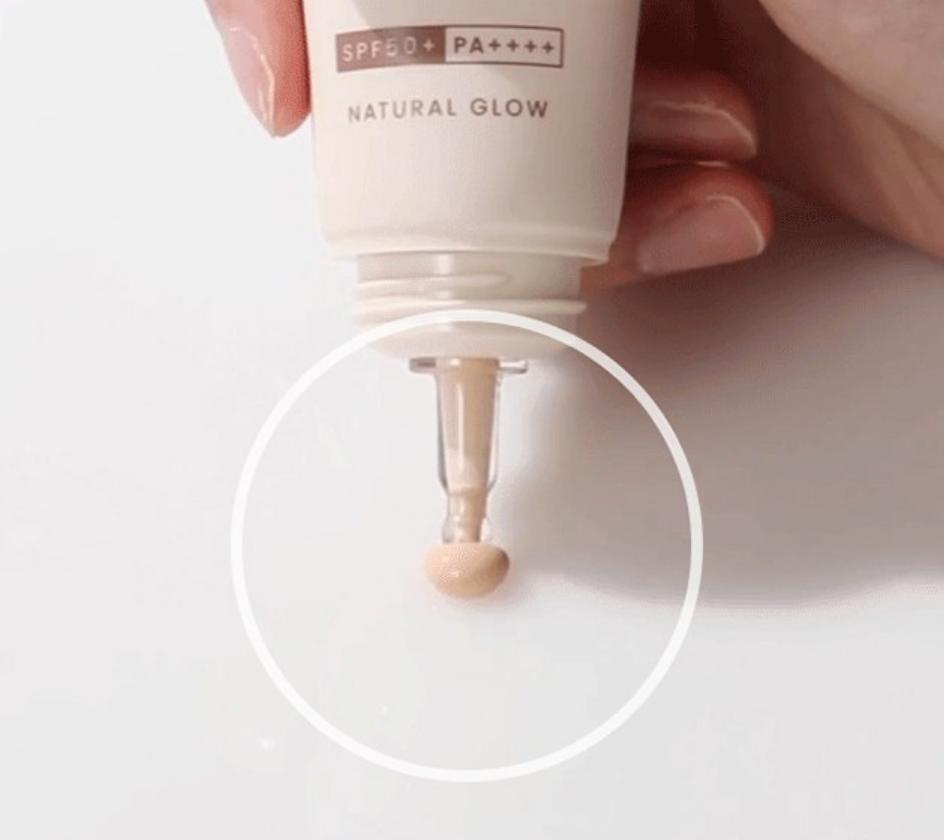 AHC NUDE Тонизирующий крем Natural Glow SPF 50+ PA ++++ 40 мл