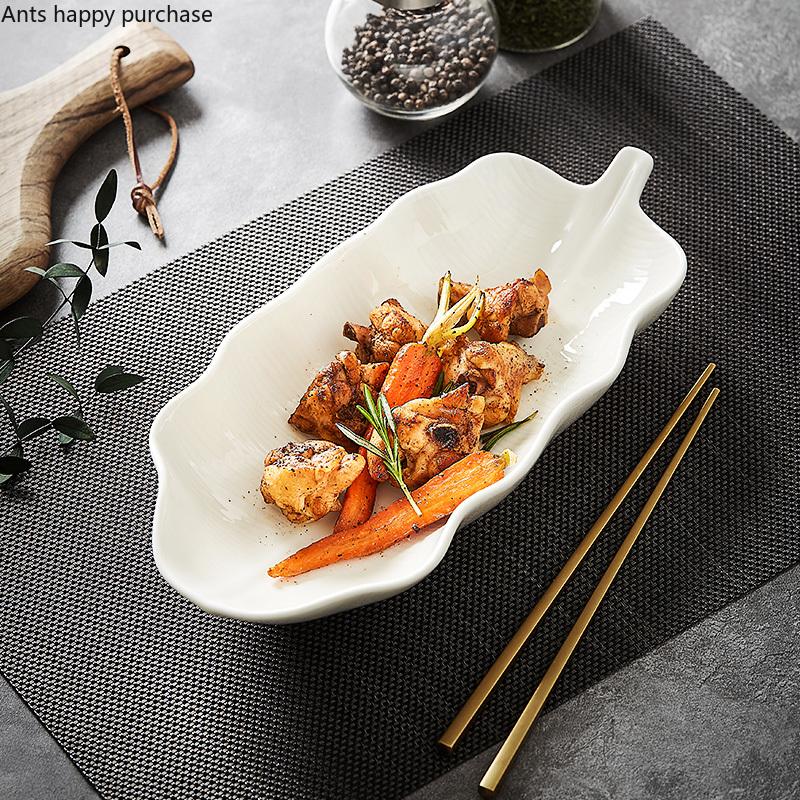 Тарелка в виде бананового листа Чисто белые керамические тарелки Обеденная тарелка Поднос для фруктов Салатница Десертница Рыбные тарелки Декоративная посуда