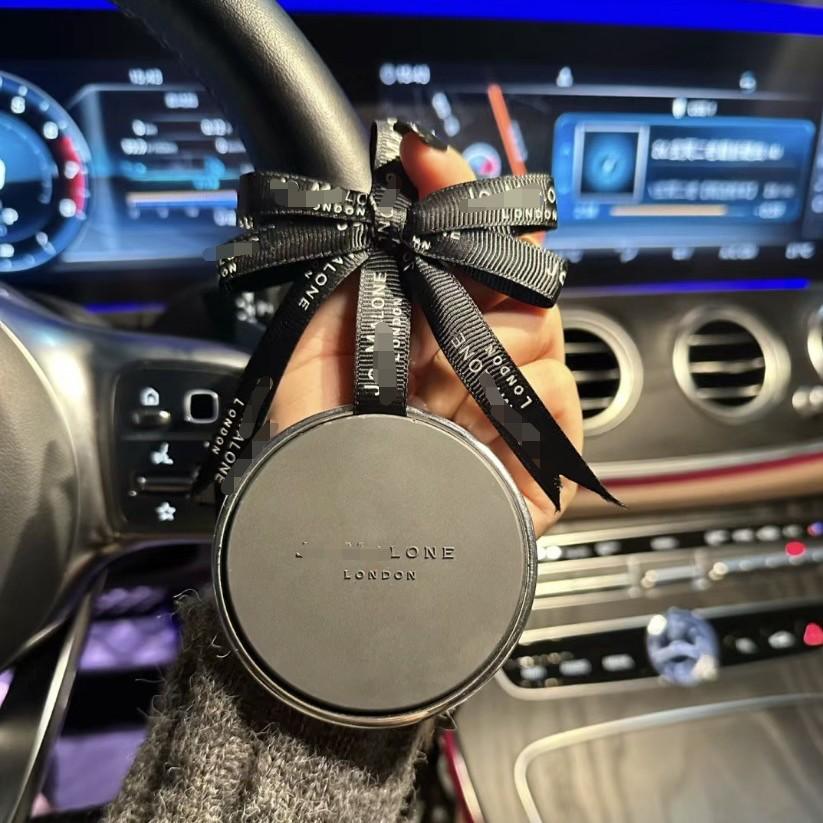 Набор автомобильного диффузора Jo Malone - Ароматизированный кулон с ароматом фрезии и лайма и базилика