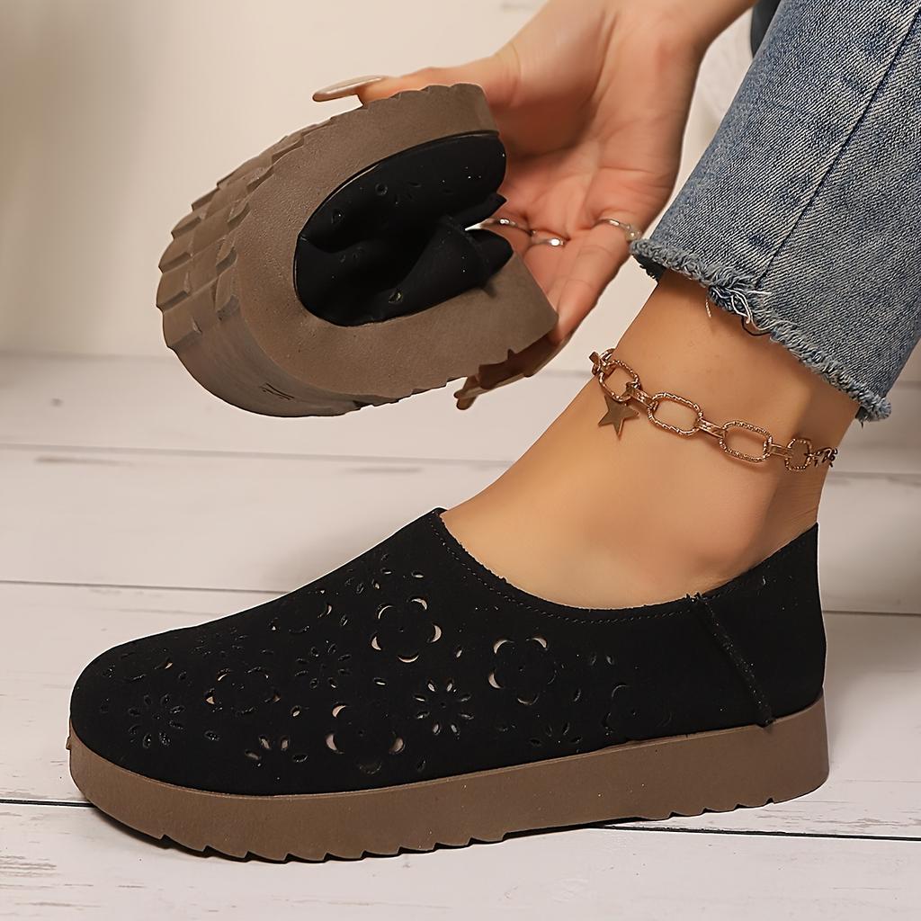 Женские дышащие сетчатые слипоны - Легкая повседневная обувь с мягкой подошвой, перфорированным дизайном для комфорта в течение всего дня, верх из бежевой ПУ кожи