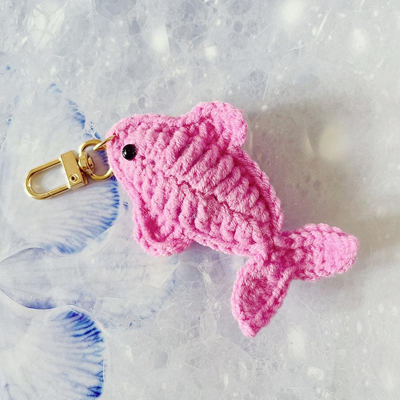 Креативный мультяшный шерстяной вязаный крючком милый маленький брелок-подвеска в виде рыбки, плетёное кольцо для ключей, украшение для сумки, подвесное украшение