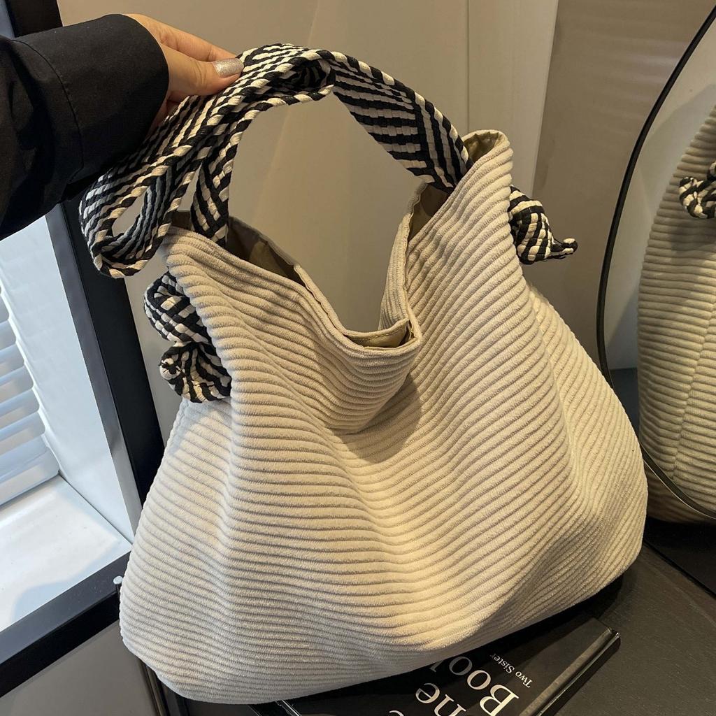 Новая мягкая широкая сумка на плечо из бархатной ткани, модная сумка для отдыха на плечо, предпочитаемые модели сумок