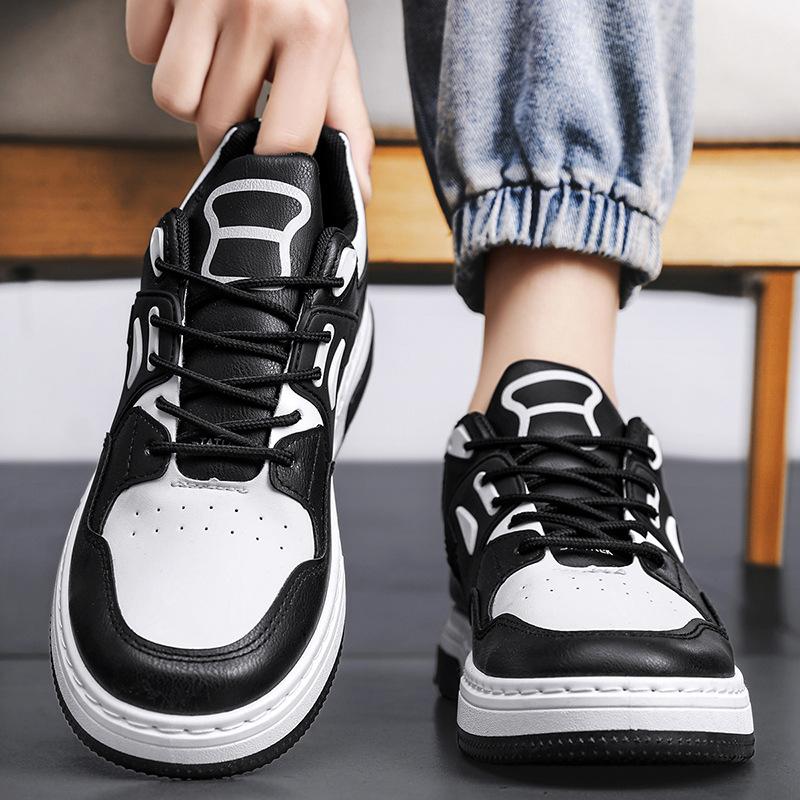 Fashion 2025 New Men's Shoes Breathable White Shoes Men's Trendy Versatile Thick Soled Low Cut Sneakers Casual Board Shoes