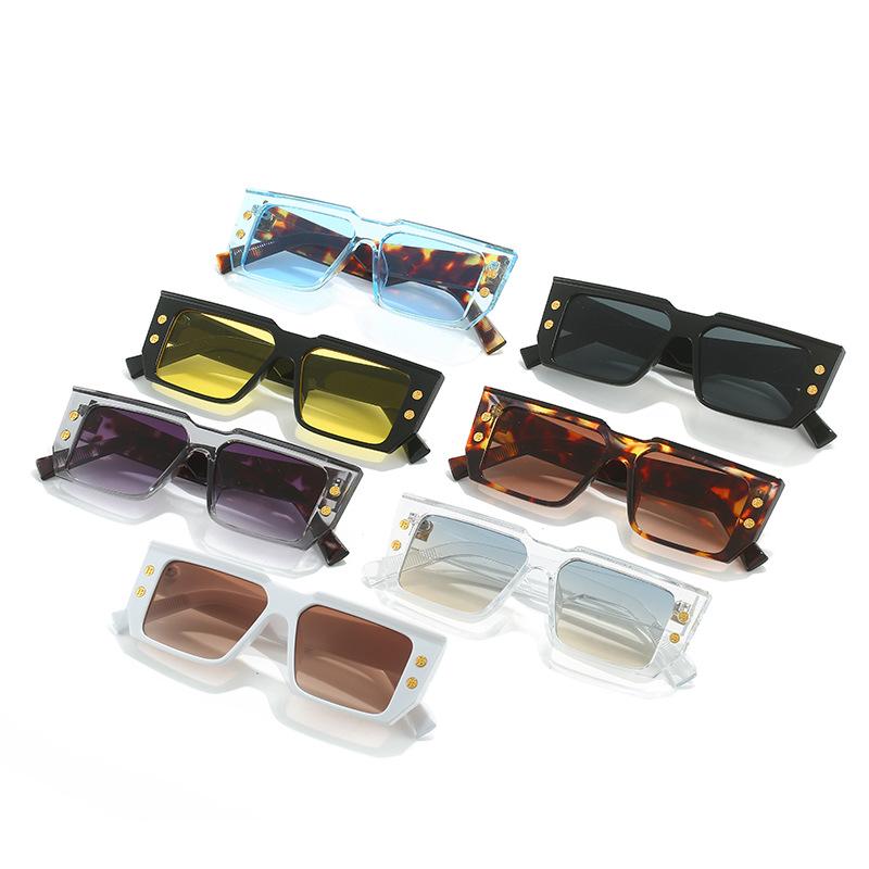 New square sunglasses, European and American fashion simple retro square glasses men's personality B sunglasses women