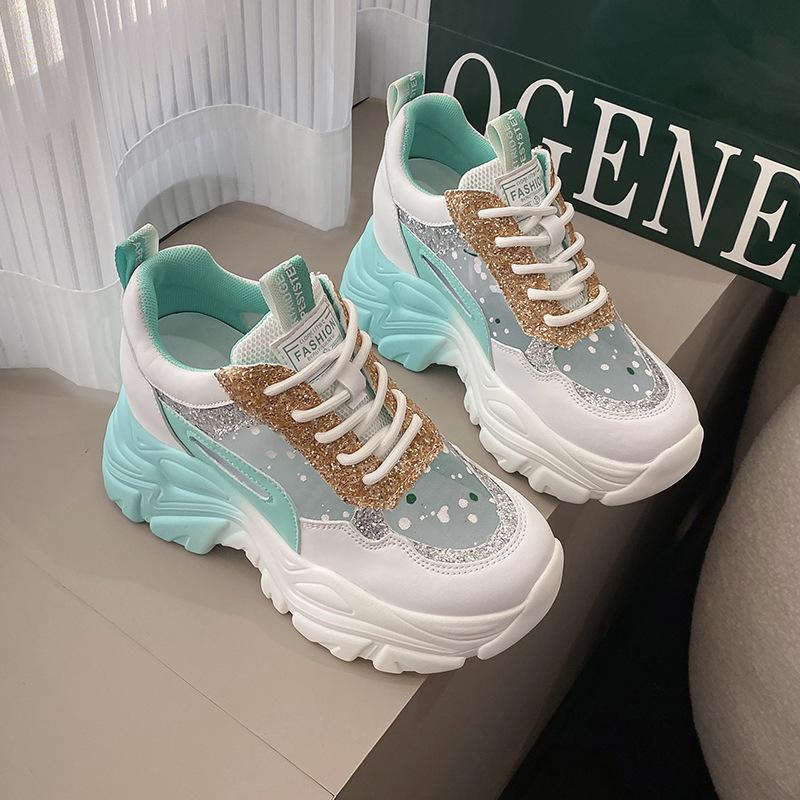 Модные женские кроссовки на толстой подошве из дышащей сетки, повседневная обувь на танкетке 9 см, туфли на платформе, женские спортивные туфли для папы 2024