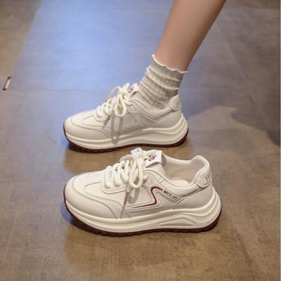 Маленькие белые туфли женские 2025 новая весна и осень дорожные балетки модные кеды на мягкой подошве легкие спортивные туфли Форреста Гампа