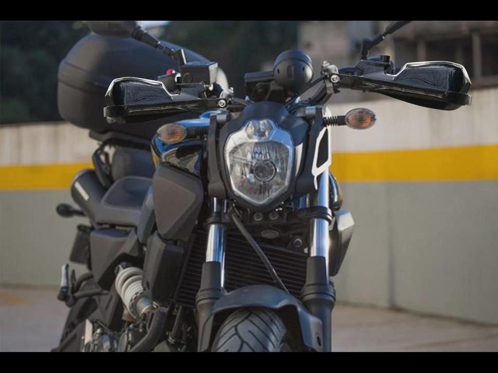 Защита рук для внедорожного мотоцикла с изменяемым диаметром и защитой от падения