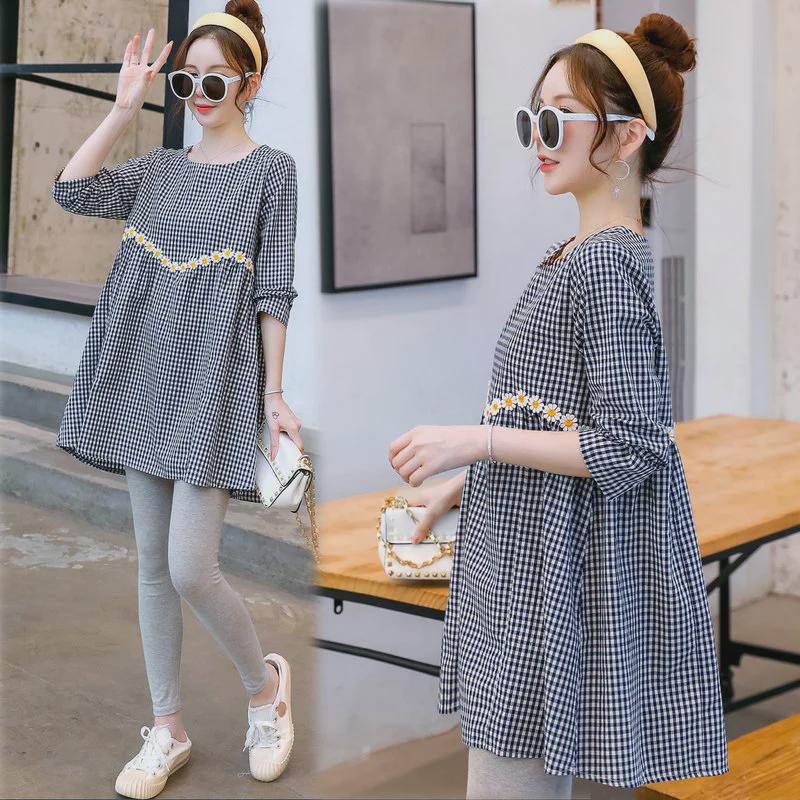 Maternity Autumn Fashion 2022: Stylish Loose Tops & Skirts for Plus-Size Women