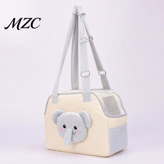 Warm Velvet Pet Carrier Quilted Cat Purse, Breathable Shoulder Bag, Mesh Window, Zipper Closure, Safety Buckle, for Autumn Winter Cute Bear