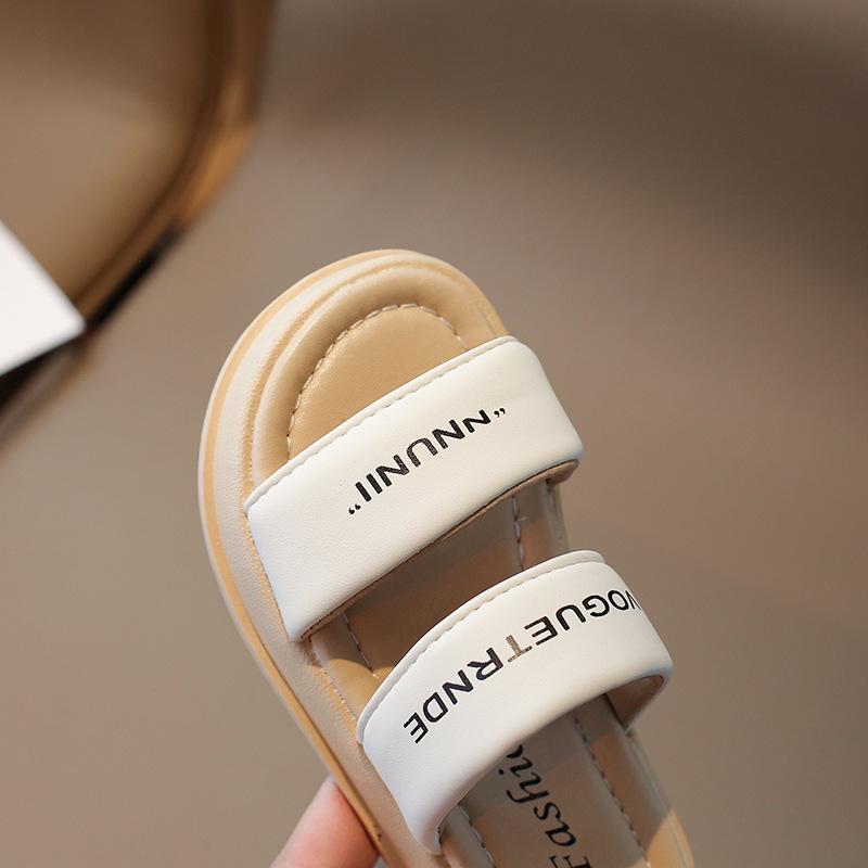 Летние тапочки с буквами для девочек, домашние и уличные тапочки для детей, мягкие тапочки для девочек, классные тапочки