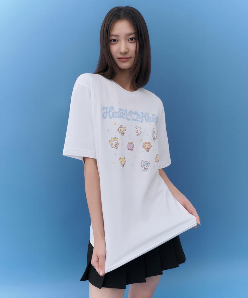 Musinsa Standard [Сотрудничество Hearts2Hearts] Футболка Hearts2Hearts [Белая]
