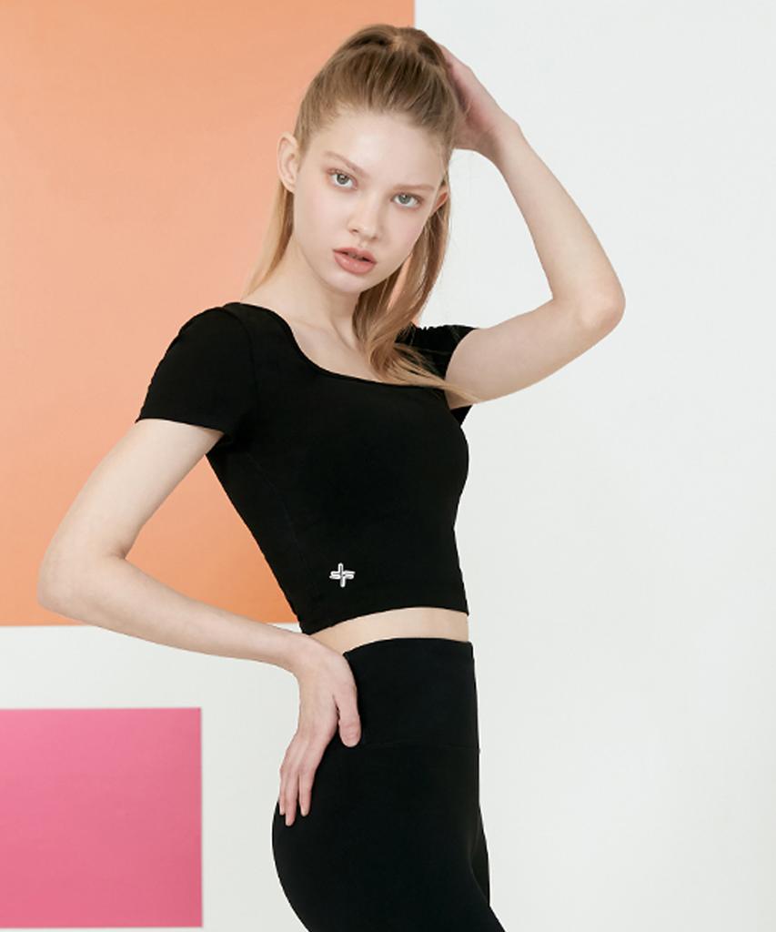 XEXYMIX Gela Intention Square Crop Top Black Xt4312F