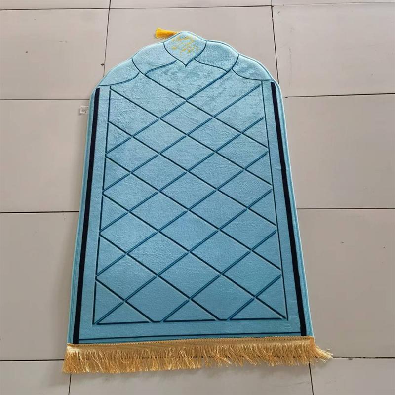 Soft Worship Kneel Travel Prayer Rug Non-slip Prayer Mat Flannel Carpet for Muslim Ramadan Embossing Floor Carpets Portable