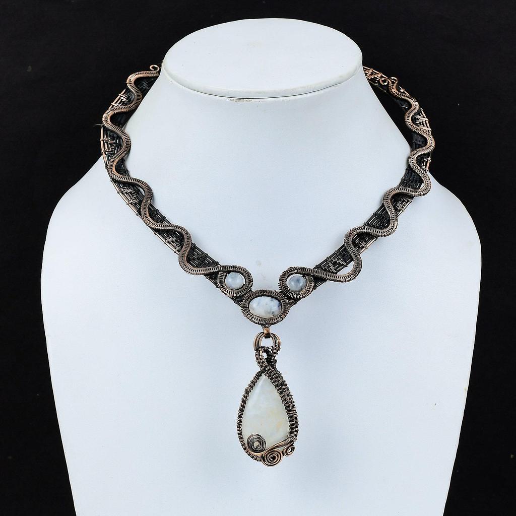 Ожерелье из радужного лунного камня, ожерелье из медной проволоки, регулируемое ожерелье, медные украшения ручной работы, подарок для мамы, изящное ожерелье из драгоценных камней