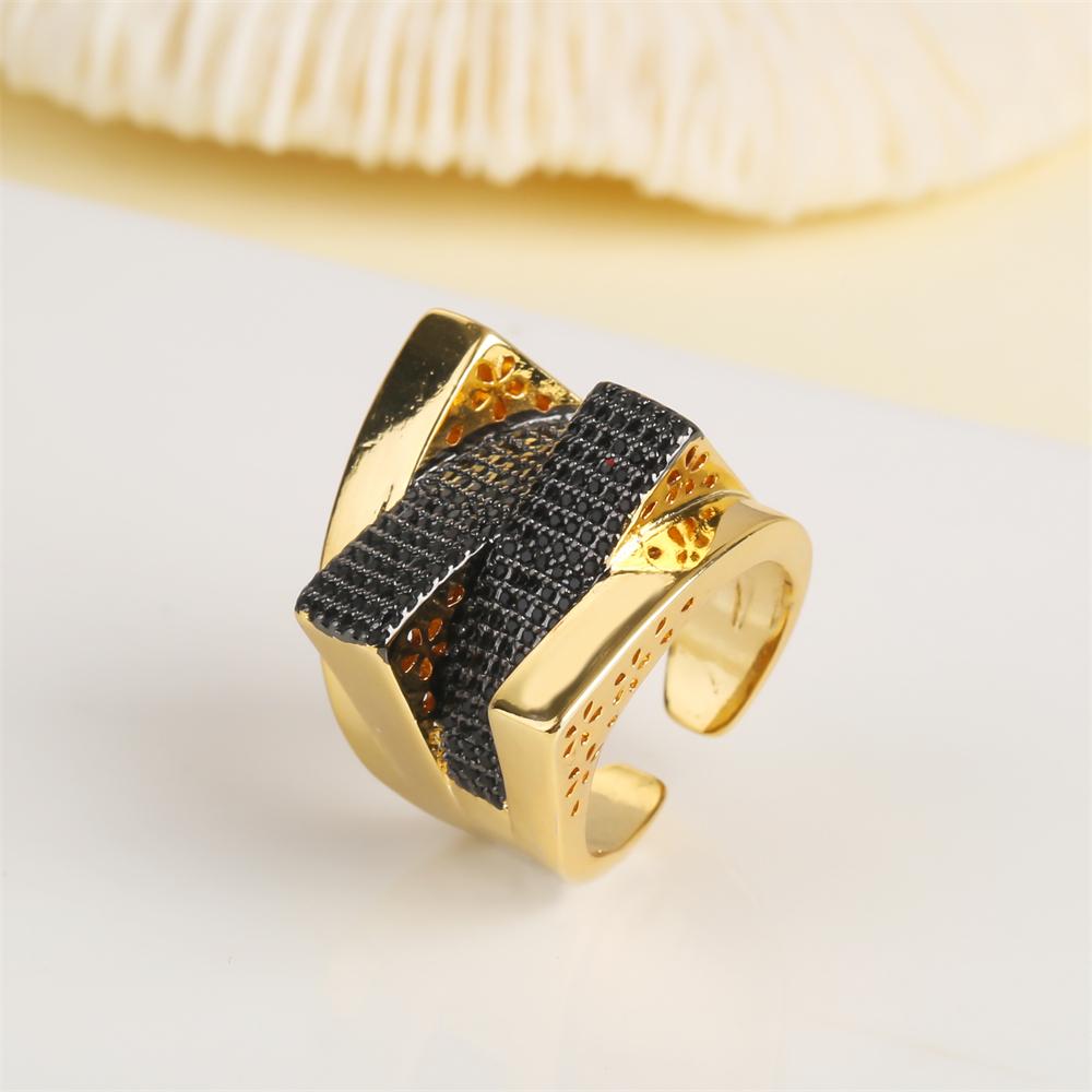 European And American Fashion Personality Open Ring Women's New Niche Design Sense Emerald Micro-Inset Zircon Star Ring