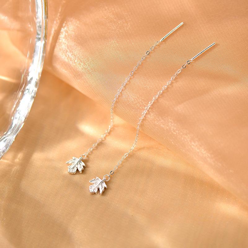 Осенне-зимняя атмосфера Кленовый лист Ушной кабель Светильник Роскошный Высококачественный Свежий Длинный Украшение Уха