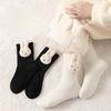 Носки средней длины с рисунком кролика из мультфильма, хлопковые носки для девочек, удобные черно-белые носки без косточек, осенние детские носки