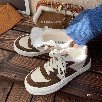 Зимние бархатные парусиновые туфли женские туфли универсальные нишевые корейская версия 2025 новые маленькие белые туфли ins трендовые кеды студенческие туфли