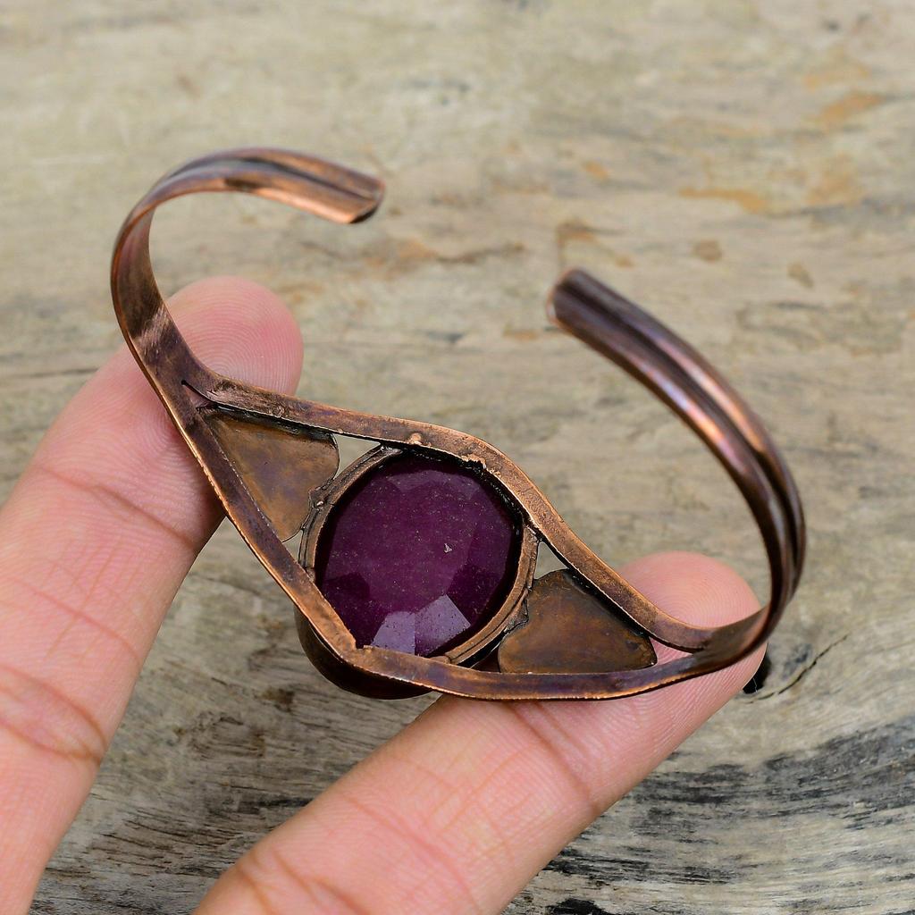 Граненый Кашмирский Рубин Браслет Гальванопластированная Медь Браслет-Манжета с Драгоценным Камнем Регулируемый Браслет Манжета Ручной Работы Гальванопластированные Ювелирные Изделия Подарки для Мамы