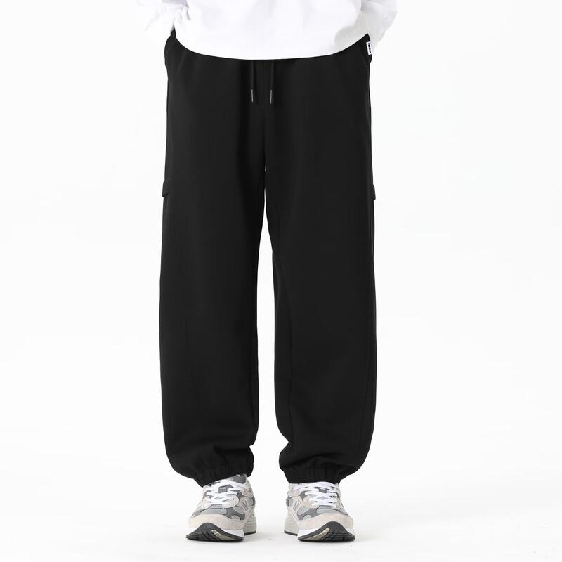 Fingercroxx Men's Loose Fit Cuffed Sweatpants