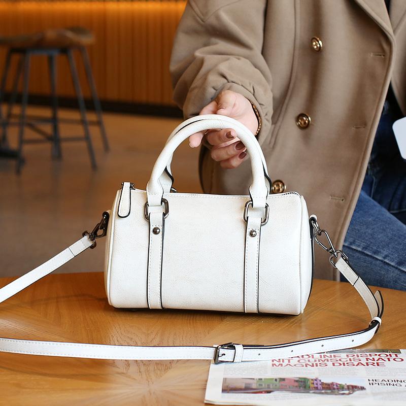 Women's Large Capacity Split Cowhide Messenger Bags Female Cow Genuine Leather Classic Bost Bag Ladies Commute Solid Handbag