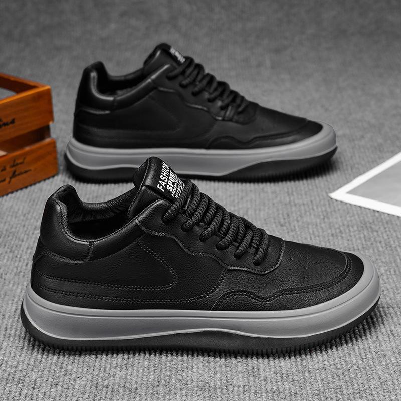 Men's Shoes 2026 New Versatile Fashion Trend Anti slip Wear resistant Loose Sports and Leisure Board Shoes