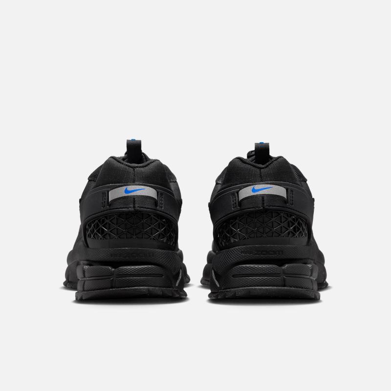 Nike Легкие женские зимние спортивные кроссовки для улицы - NIKE VOMERO ROAM HQ2181