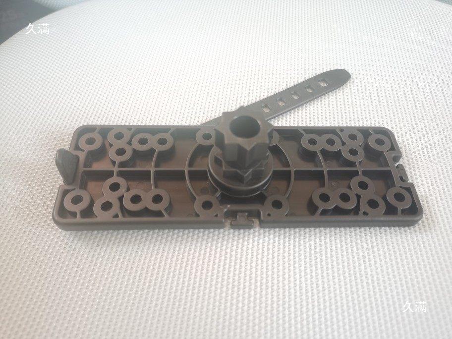 DIY Multi-Functional Fish Finder Mount for Boats and Dinghies