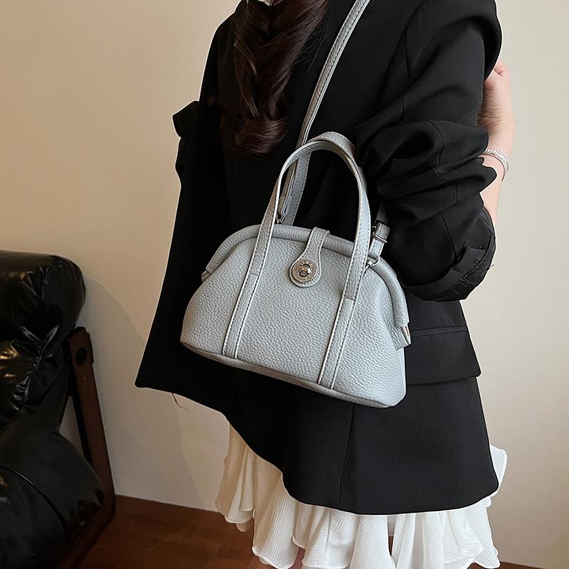 Handbag Women's New Fashion Commuter Shoulder Messenger Bag