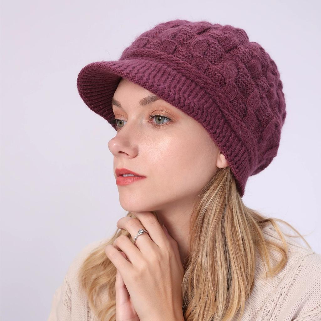 Women's Winter Cable Knit Hat with Fleece Lining, Fashion Beret & Peaked Cap Style, Thickened Warm Beanie for Cold Weather