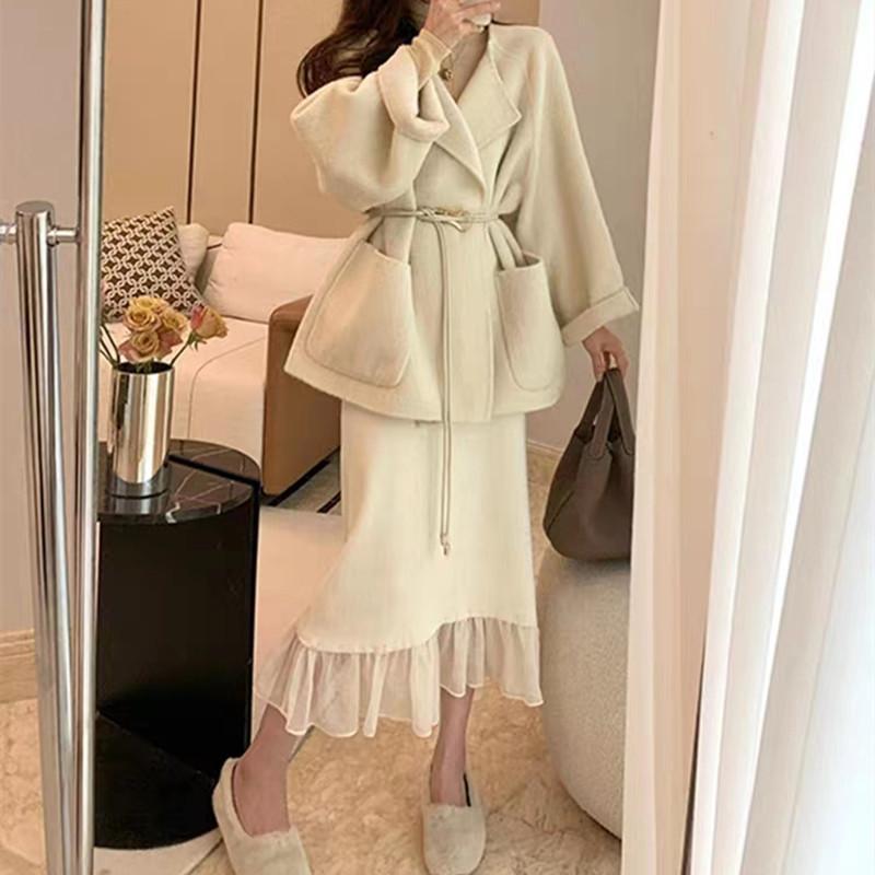 Юбка-бюстье средней длины из шерстяной трикотажной сетки с высокой талией на осень и зиму