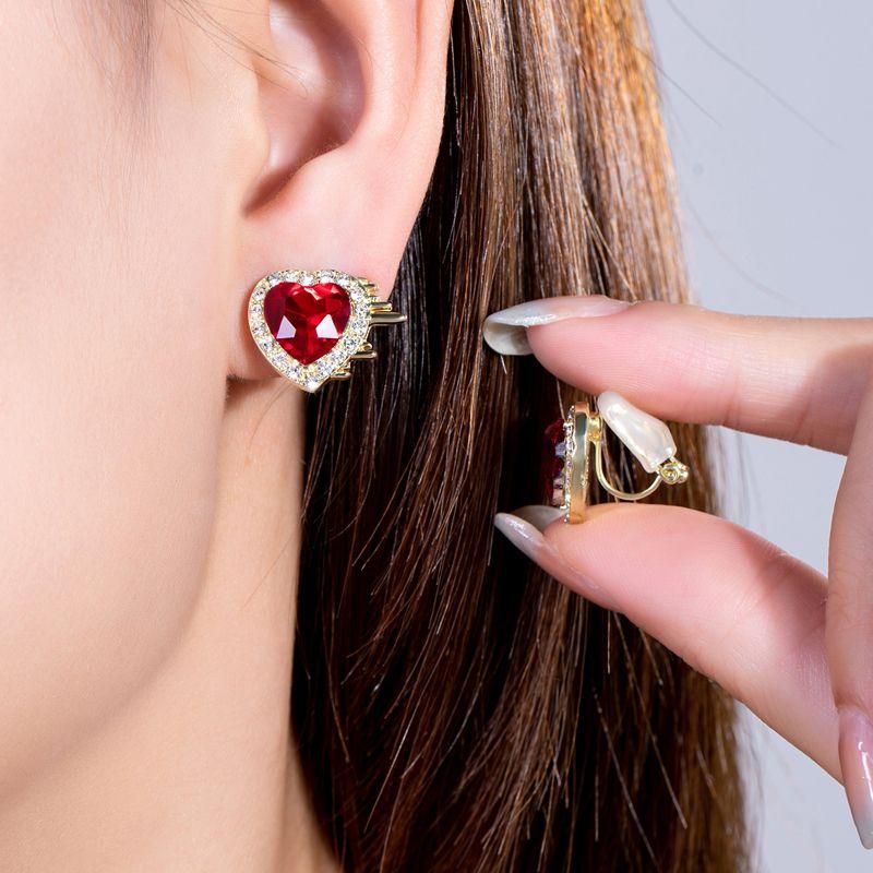 2024 New Fashion Rhinestone Heart Without Piercing Ear Clip Earrings for Women Imitation Crystal Earrings