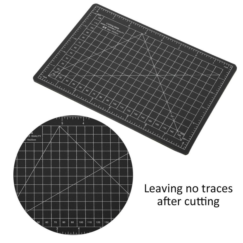 4pcs Scale Grid Design Model Cutting Pad Non-Slip Base Craft Carving Mat Cutting Mat For Crafters