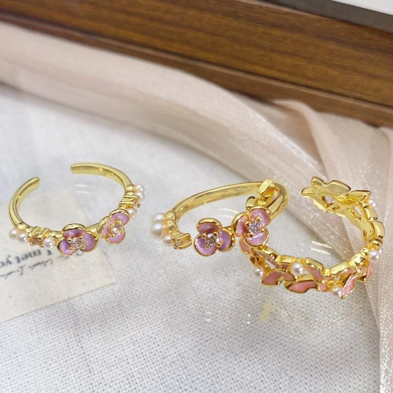 Золотое средневековое винтажное эмалированное кольцо с цветком персика и бабочкой, нишевое, легкая роскошь, высококачественное, французское ретро, женское