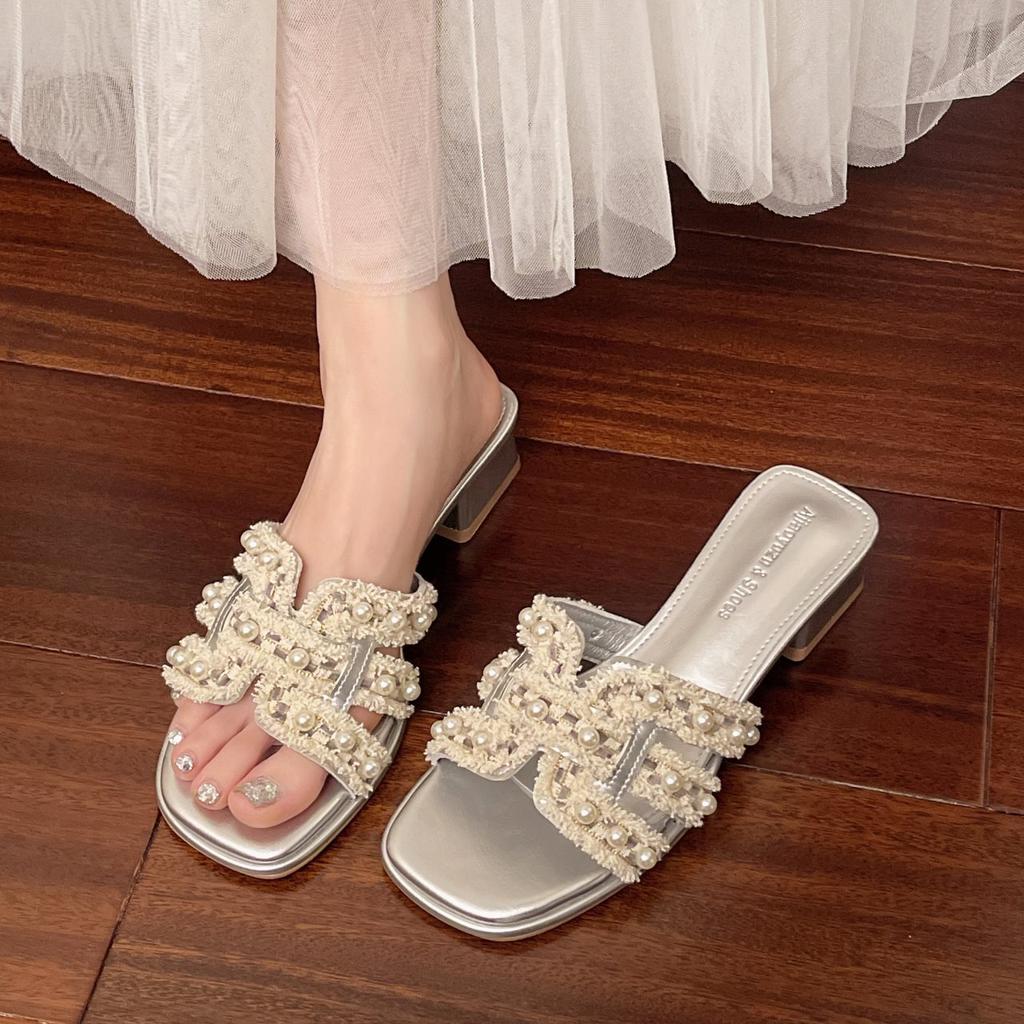 Xiaoxiangfeng Cross Pearl Word French Summer Slippers Women Wear Flat Bottom Cool Slippers Lazy New 2025